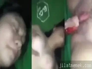 Ngewe Gadis Desa Perawan Memek Rapet Basah Perdana poster