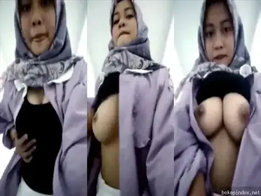 Rina Indo Pap Toket Gede Kenceng Sampe Goyang Lumer poster